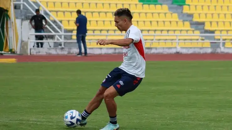 Cruz ingresó en los minutos finales del empate 1-1 ante Ecuador