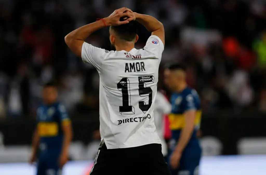 Emiliano Amor ha tenido poca participación en Colo-Colo desde su llegada.