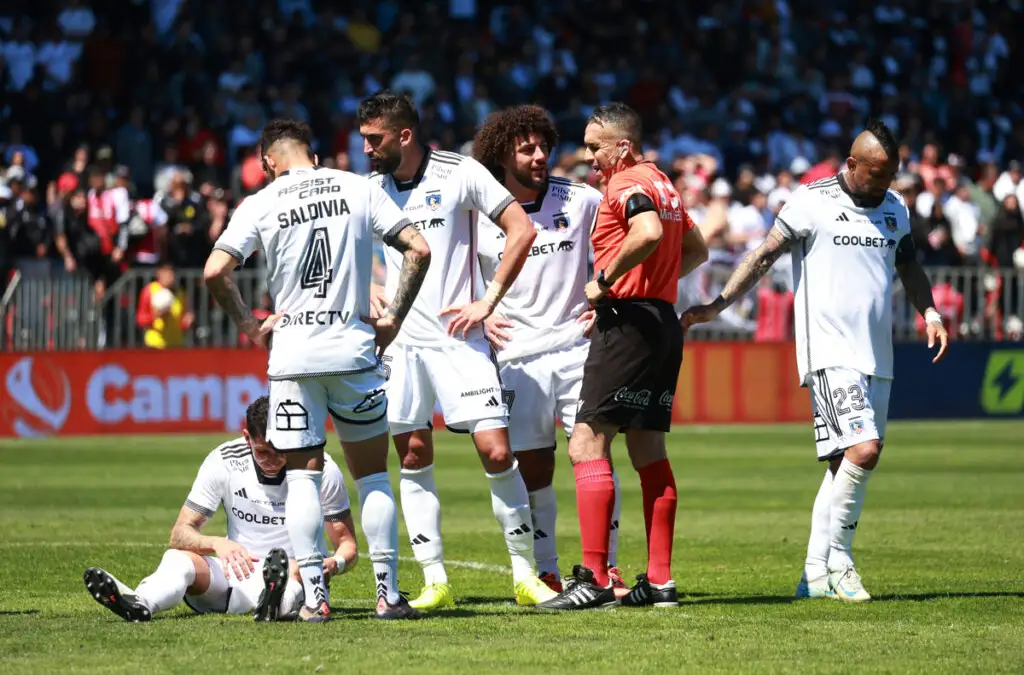 Colo-Colo fue citado al Tribunal de Disciplina.