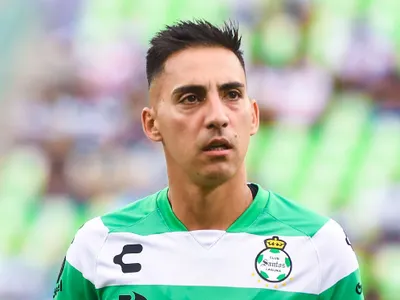 ¿Quién es Javier Correa? El centrodelantero con el que sueña Gustavo Quinteros en Colo-Colo