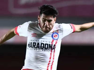 ¿Lo pagará ByN? Argentinos Juniors le pone precio a Lucas Villalba ante oferta de Colo-Colo