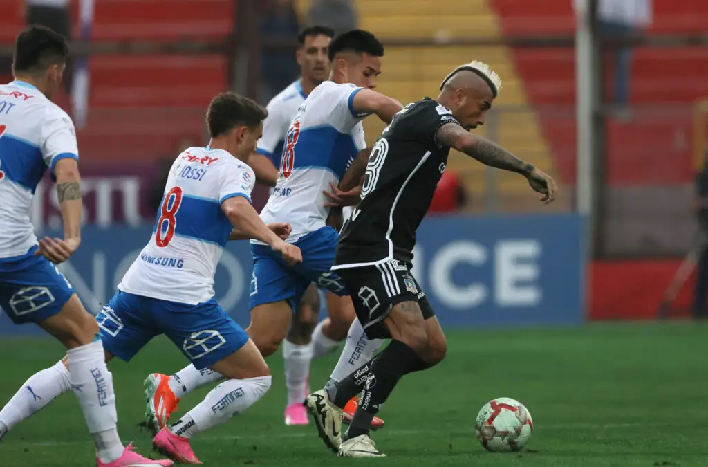 Colo-Colo recibirá a Universidad Católica por la Fecha 24.