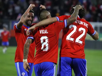 Alarma en ‘La Roja’: Figura de la selección se perdería la última fecha doble