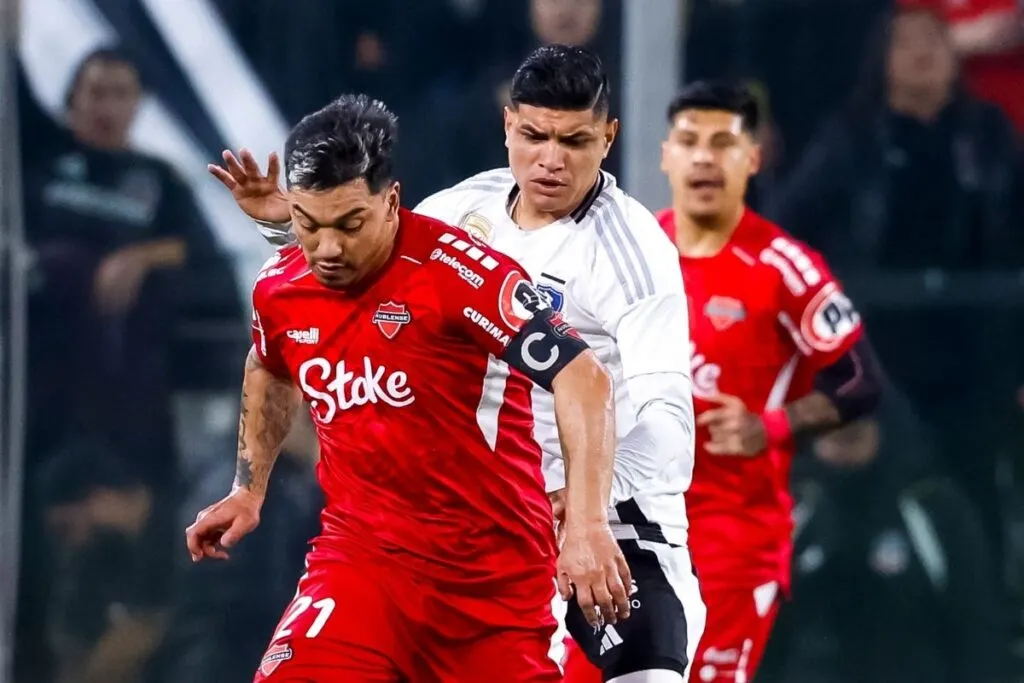 Colo-Colo vs Ñublense en la Liga de Primera