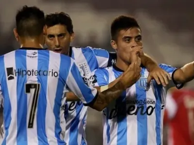 Talentoso volante argentino reitera sus deseos de llegar a Colo-Colo: «Siempre quise vestir esa camiseta»