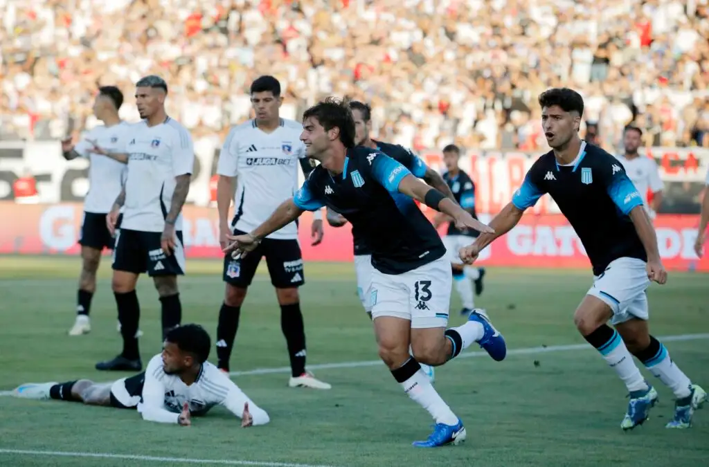 Manuel de Tezanos llenó de críticas a la defensa de Colo-Colo tras la derrota ante Racing Club.