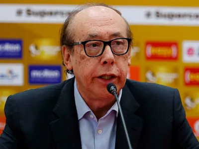 Alfredo Stöhwing lanzó feroz ‘palo’ por las múltiples lesiones de los refuerzos de Colo-Colo