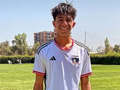 Jugó en Colo-Colo y la U, pero su hijo debutó en las juveniles del Cacique