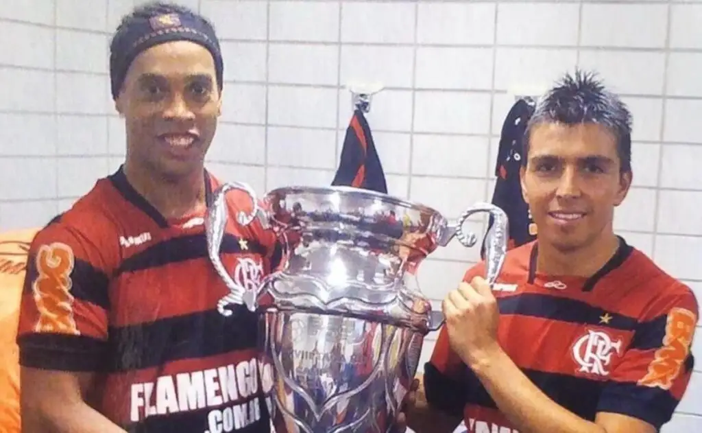 Ambos ex jugadores en su  etapa en Flamengo