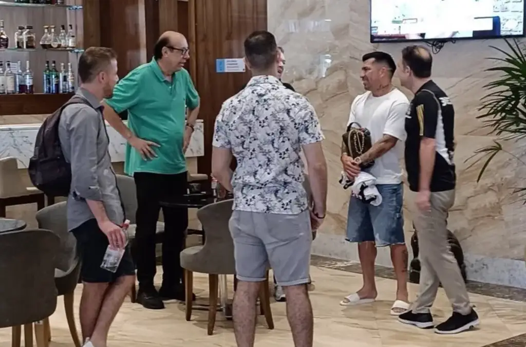 Foto: Cristián Alvarado. Gary Medel llegó al hotel de concentración de Colo-Colo en Río de Janeiro.