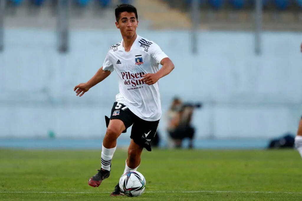 Diego Plaza sumando minutos con la camiseta de Colo-Colo en 2021.