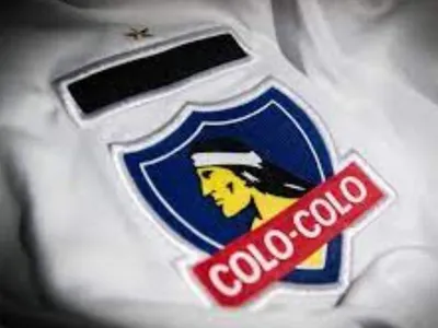 Se le complicó el panorama: Ex presidente de Colo-Colo fue formalizado por uso de información privilegiada en venta de acciones