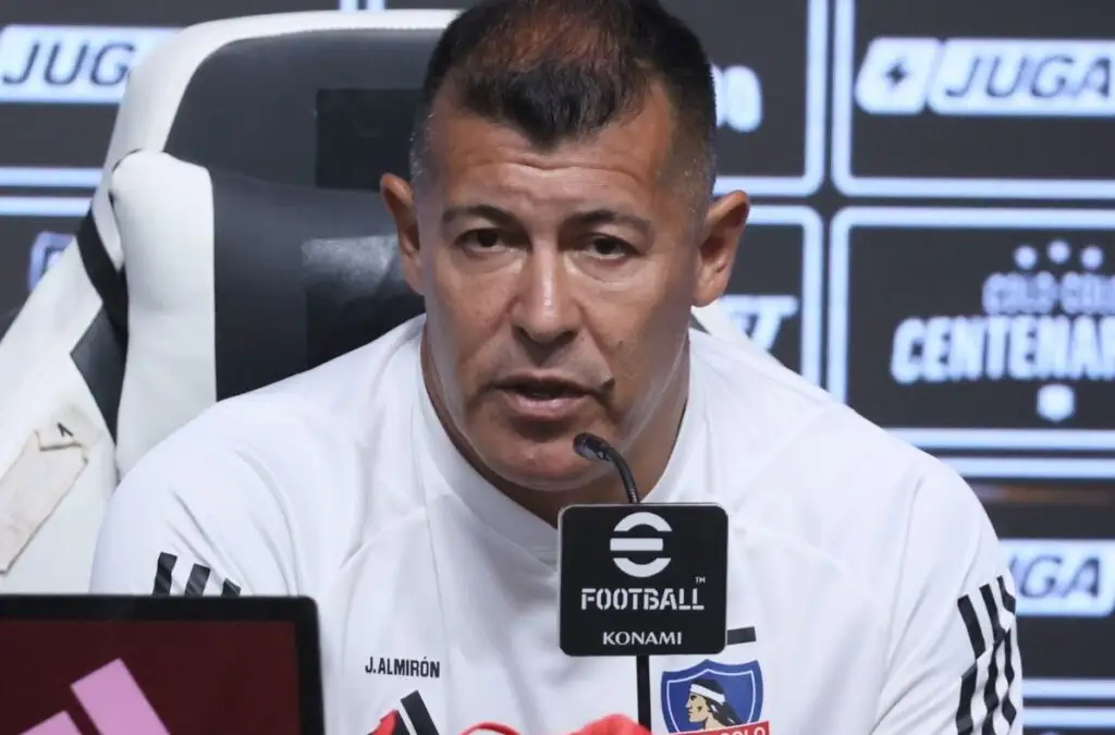 Jorge Almirón confirmó la presencia de tres juveniles frente a Unión San Felipe.