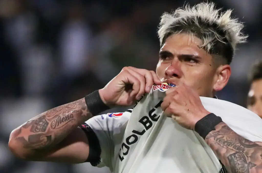Carlos Palacios volvió a declararle su amor a Colo-Colo.