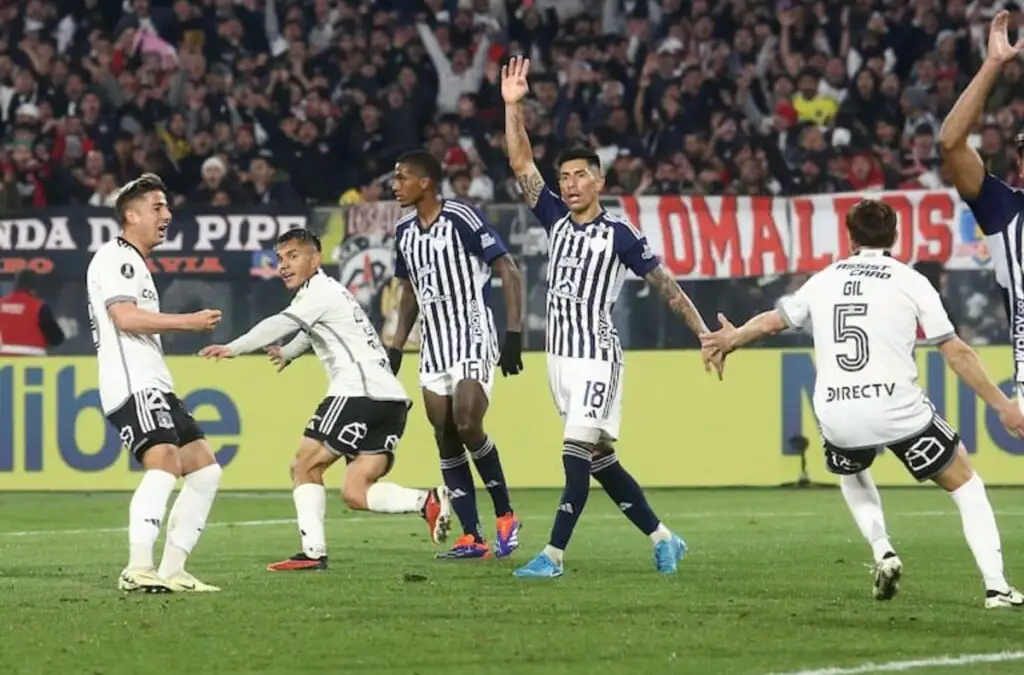 Colo-Colo buscará avanzar de fase en Copa Libertadores.
