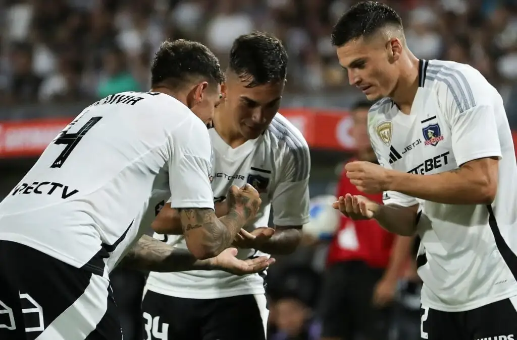 Colo-Colo prepara su debut frente a Copa Libertadores.