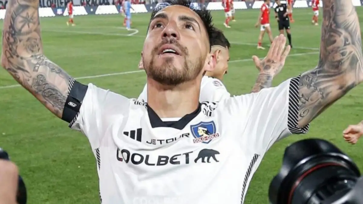 Javier Correa llenó de elogios al hincha colocolino.