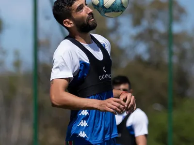¿Llegará? El estado actual de las negociaciones entre Colo-Colo y Emiliano Amor