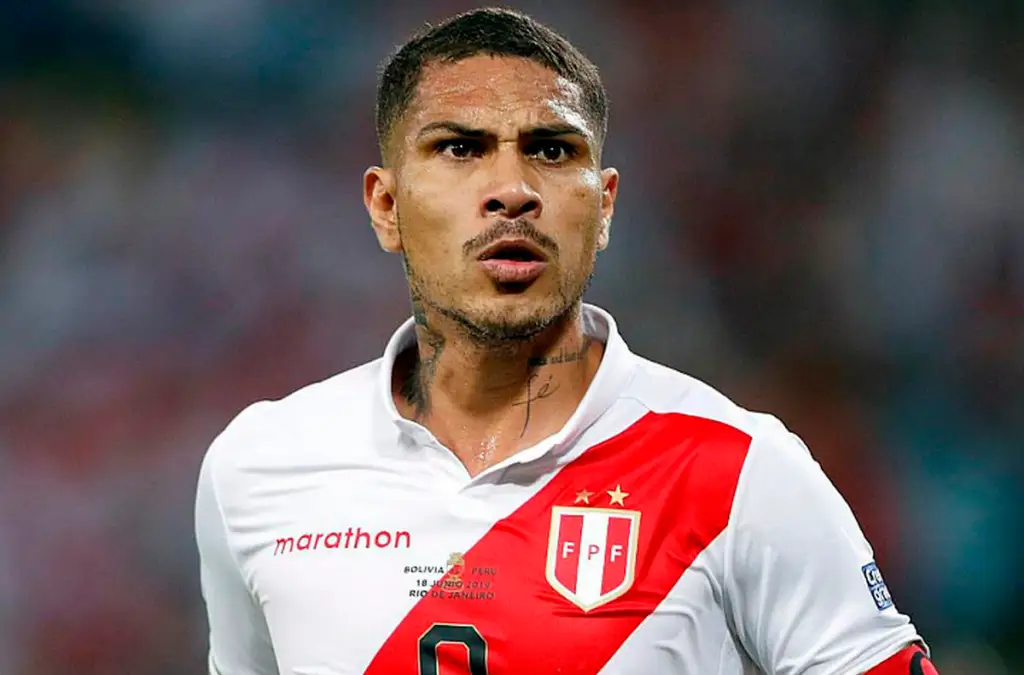 Paolo Guerrero ahora es una alternativa para jugar en Colo-Colo