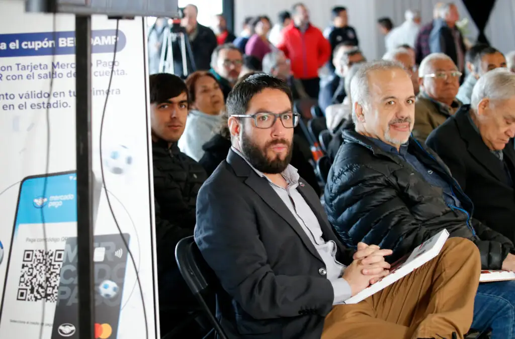 Matías Camacho en la Junta Ordinaria de Accionistas de Blanco y Negro.