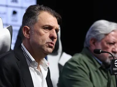 Con un refuerzo de renombre: Aníbal Mosa quiere remecer Colo-Colo y aclaran los fichajes que buscará