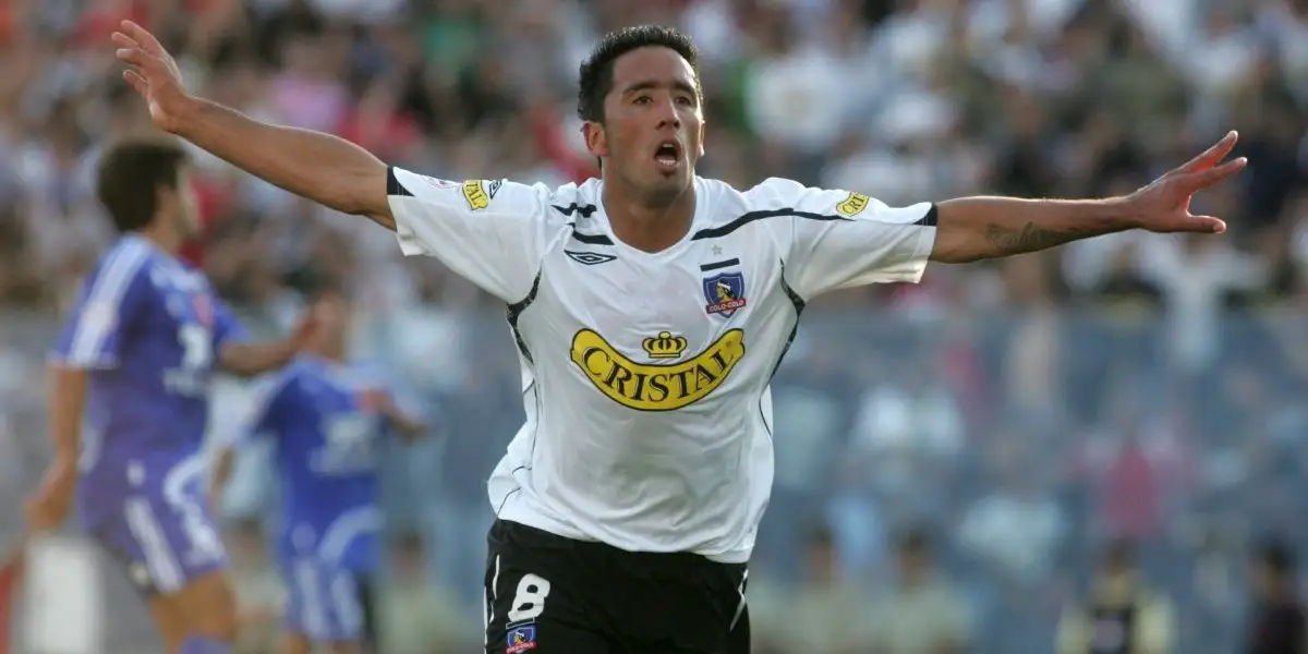 Lucas Barrios fue dirigido por Marcelo Barticciotto en su primer ciclo en el Popular.