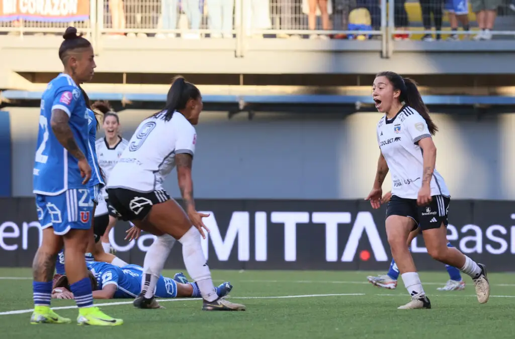 Yastin Jiménez anotó el segundo tanto de las Eternas Campeonas. Dragomir Yankovic/Photosport.