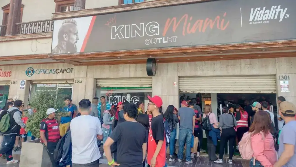 Arturo Vidal sufrió un nuevo robo en su tienda ‘King Miami Outlet’.