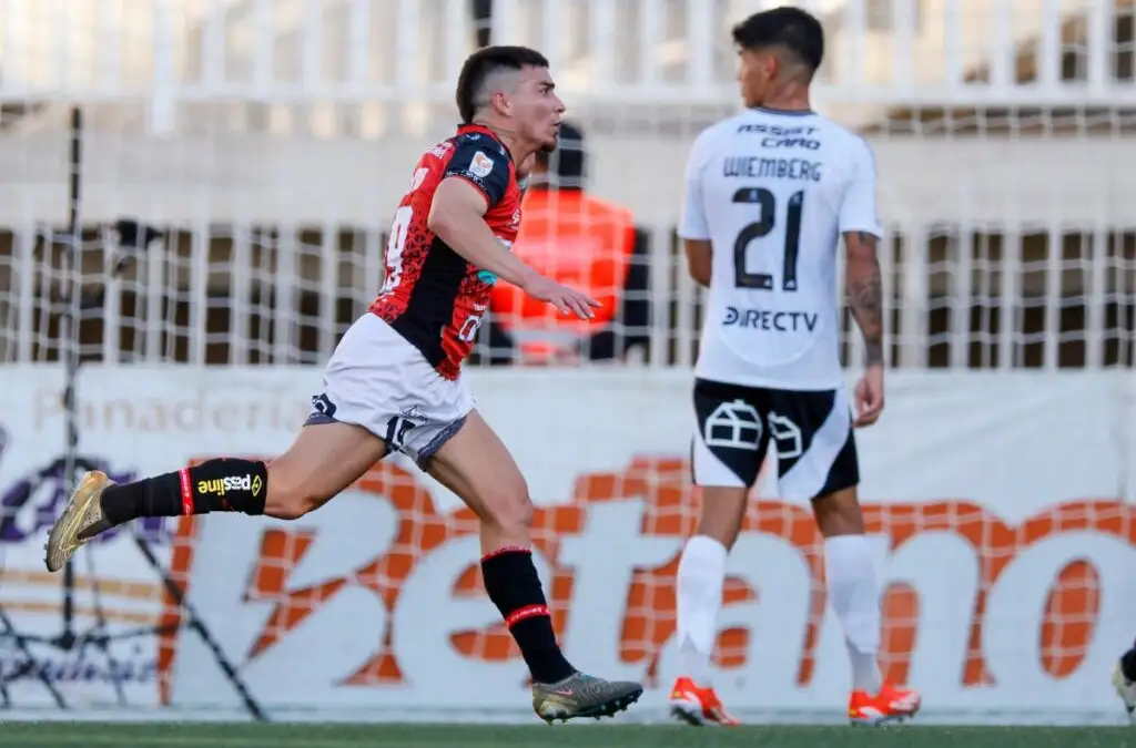 Colo-Colo tendrá que realizar varios ajustes para dar vuelta el resultado en el segundo tiempo.