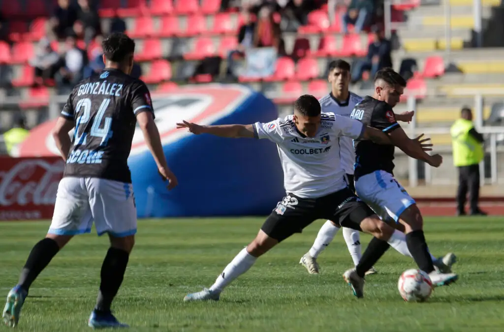 Colo-Colo debe recibir a Magallanes por Copa Chile.