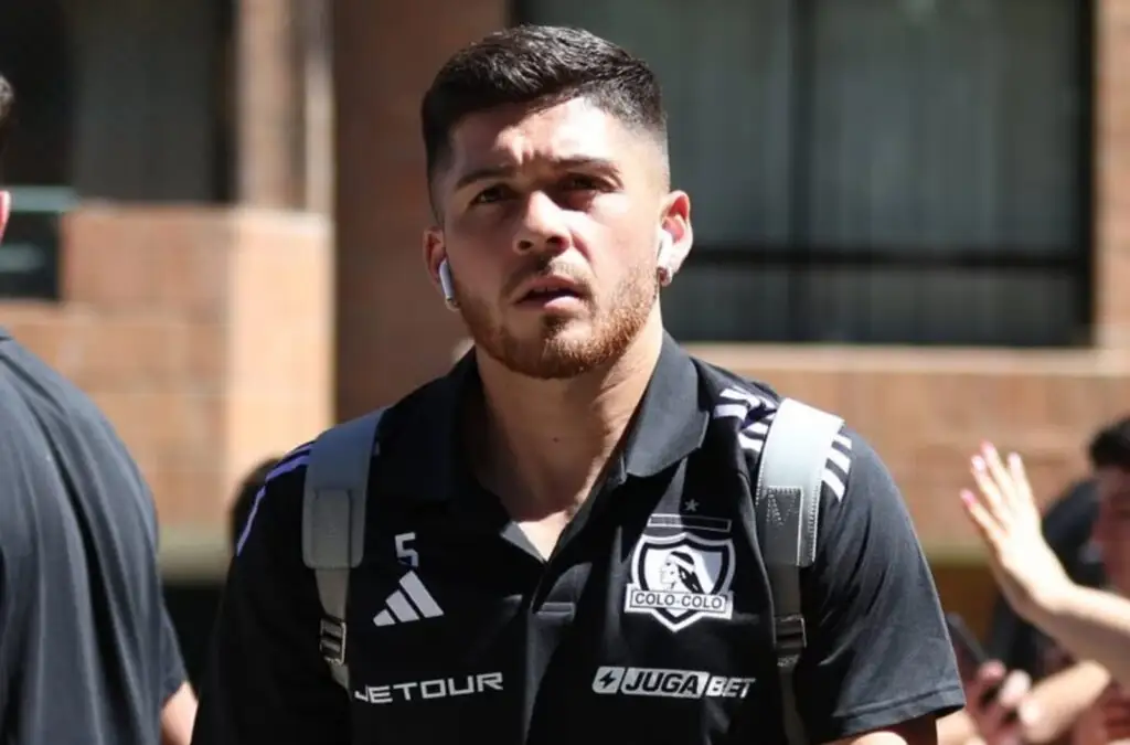 Víctor Felipe Méndez es uno de los jugadores de Colo-Colo que quedaron fuera del duelo ante Huachipato.