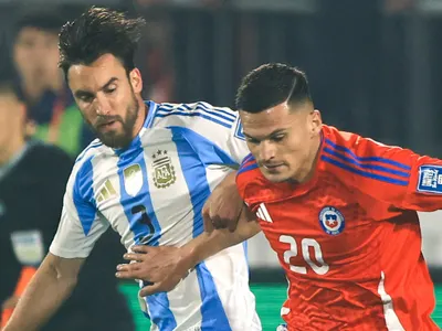 En España enloquecen con la actuación de Lucas Cepeda por La Roja frente a Argentina