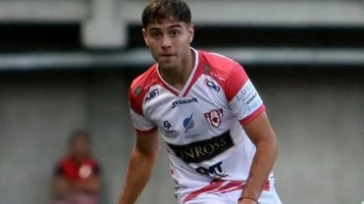 David Tati jugando con la camiseta de Deportes Copiapó.