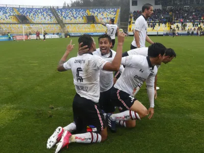 Grato recuerdo: Colo-Colo volverá a jugar ante Everton con lluvia