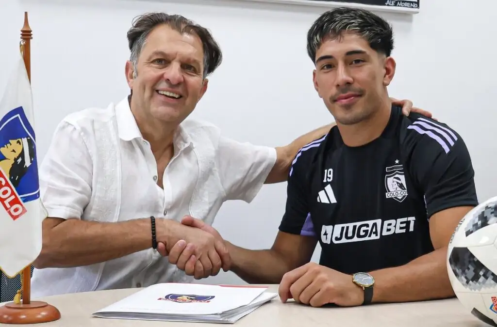 Salomón Rodríguez fue presentado como refuerzo de Colo-Colo.