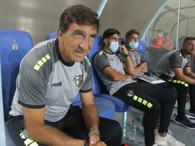 Gustavo Costas elogió a Colo-Colo y se rindió ante figura del ‘Popular’
