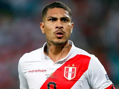 Lo quiso Gustavo Quinteros: Paolo Guerrero reconoce contactos para llegar a Colo-Colo y elogia a dos figuras albas
