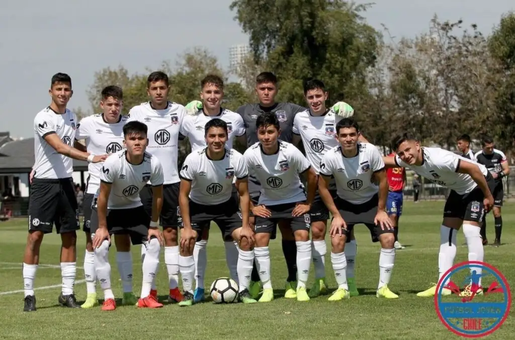 Javier Meléndez en las inferiores de Colo Colo.