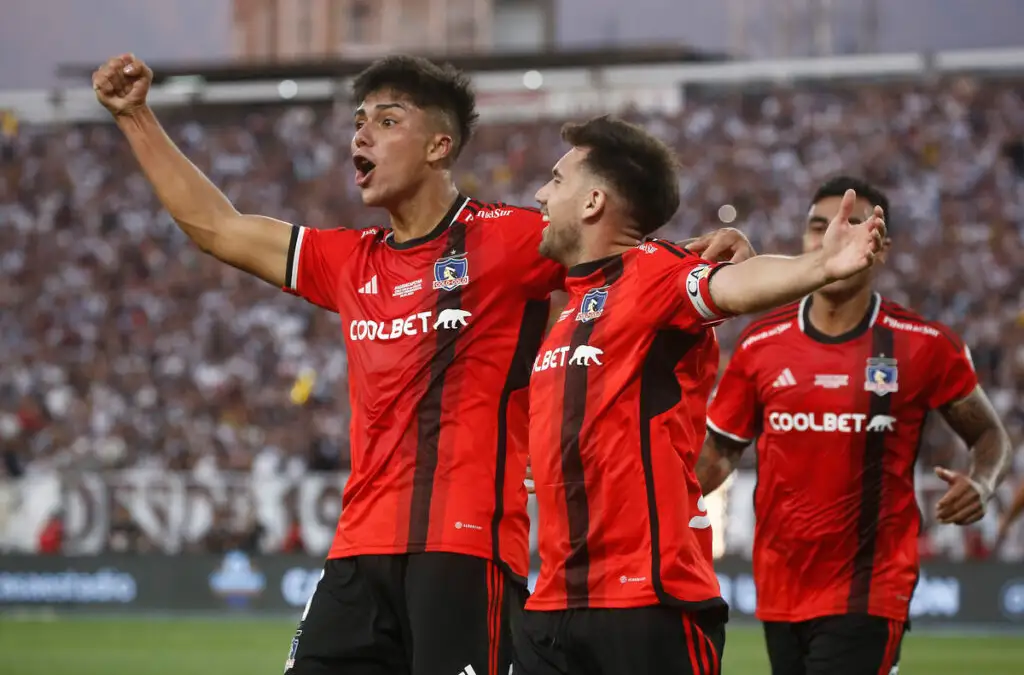Fuetes  y Pizarro ante Colón