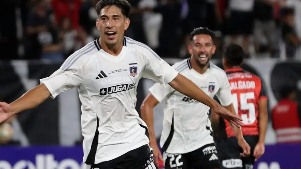 Salomón Rodríguez y Mauricio Isla.