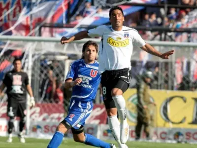 Lucas Barrios sacó a pasear a Olarra tras recordar el gol a la U en 2008 con una sabrosa anécdota