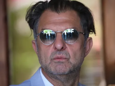 Círculo de Aníbal Mosa confirma y entrega detalles de agresión de Carlos Cortés: «Está todo grabado»