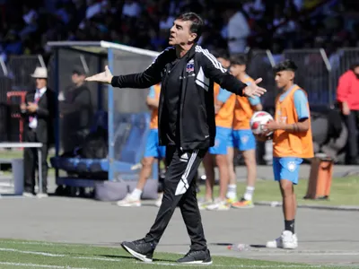 Problemas para Quinteros: Figura de Colo Colo es duda para el duelo contra Palestino por lesión