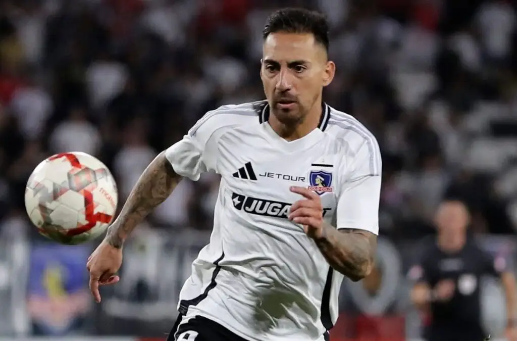 Javier Correa se mantiene bajo cuidados en Colo-Colo.