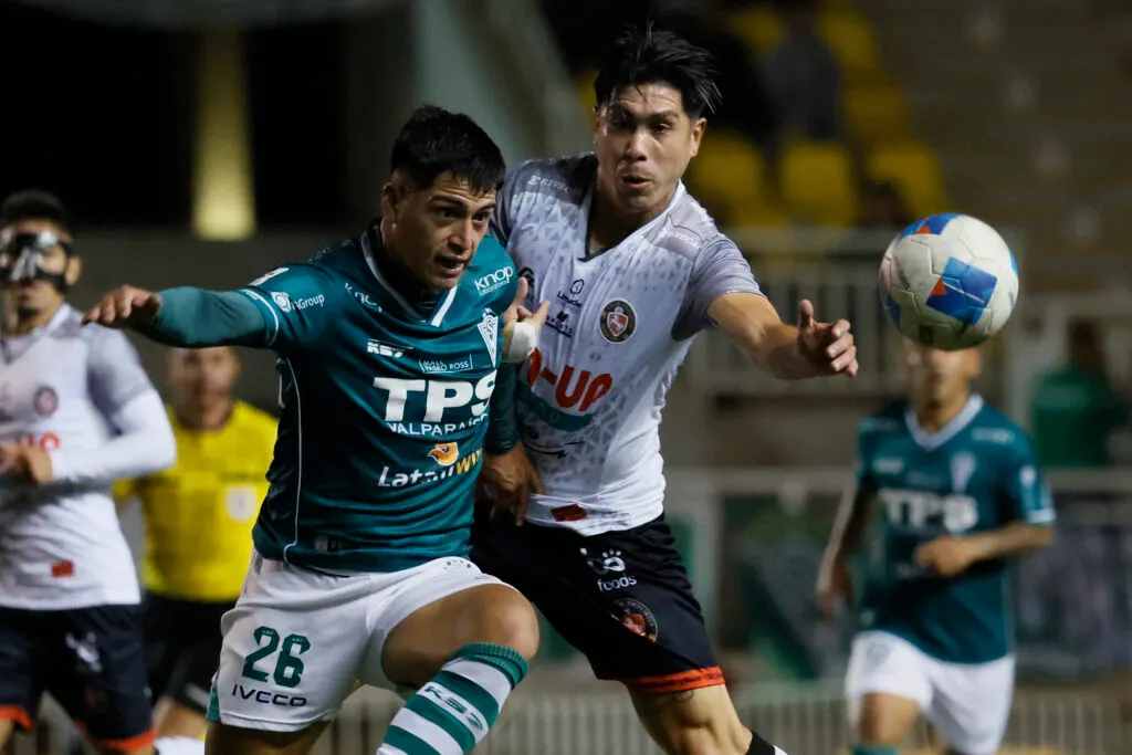Santiago Wanderers y Deportes Limache ajustaron los puntos en la tabla de posiciones.
