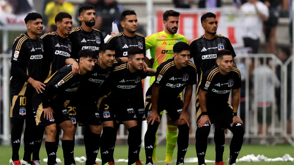 Formación de Colo-Colo vs Unión San Felipe.