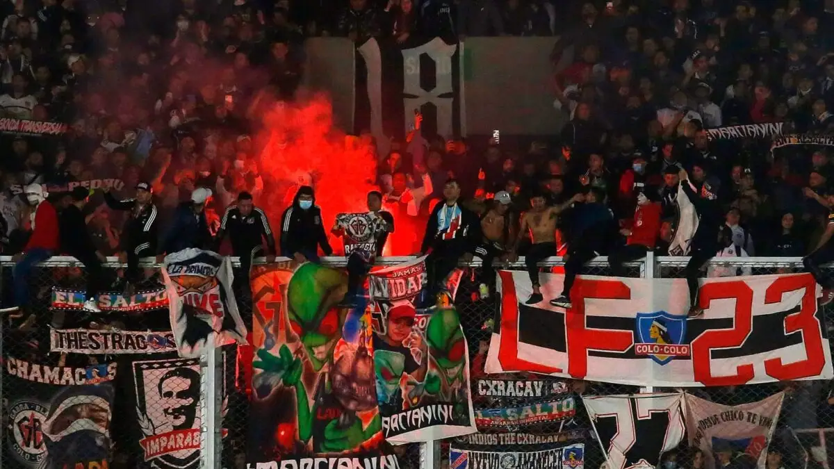 Hinchas de Colo-Colo en Buenos Aires.