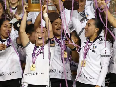 Adelantan que Colo-Colo Femenino disputaría dos amistosos de pretemporada en Brasil