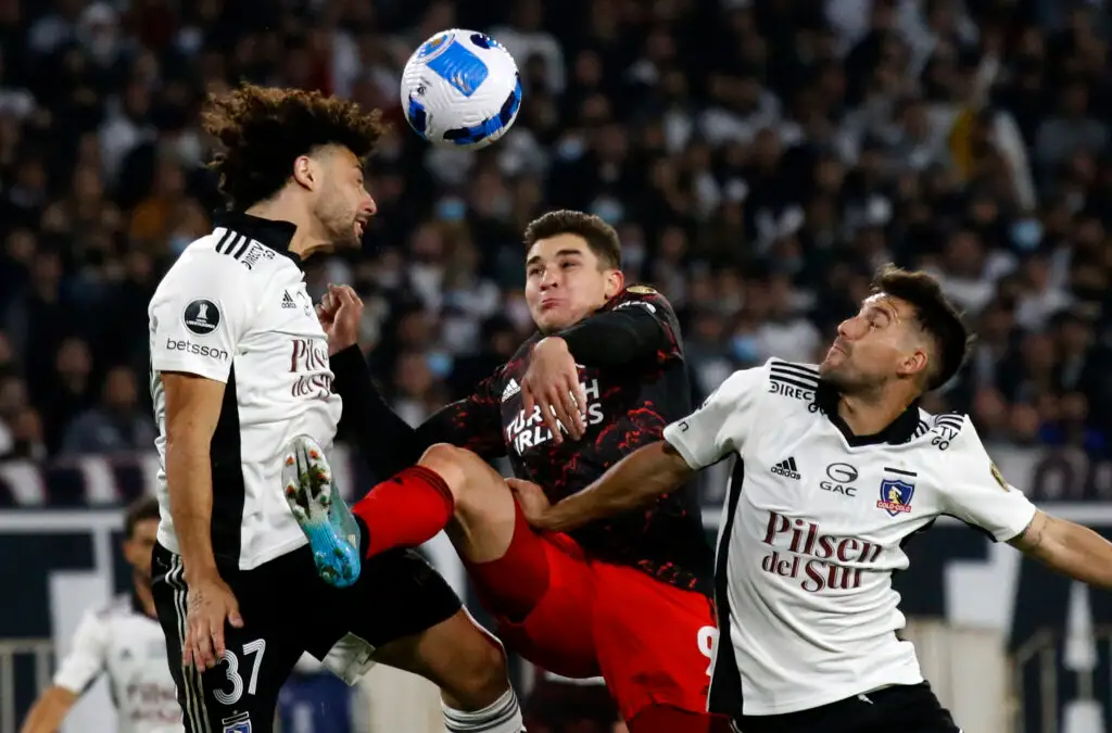 Colo-Colo enfrentará a River Plate en Copa Libertadores.