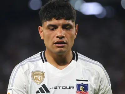 Ultimátum para Colo-Colo: Desde Argentina definieron escenario para realizar retorno de Claudio Aquino
